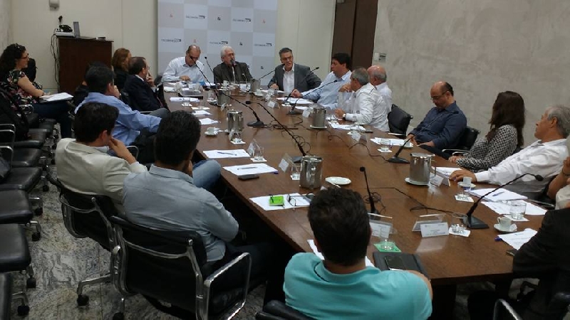 FOTO 13 - 10/11/2015 - REUNIÃO CONJUNTA SINAPEL, ANDIPA, ABIGRAF E ANER